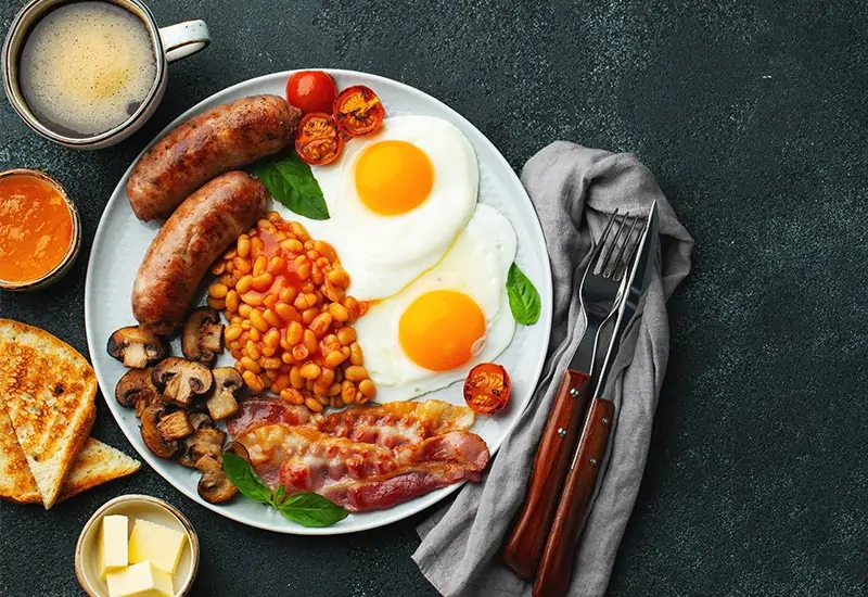 Full english breakfast with Bacon by the Box ingredients